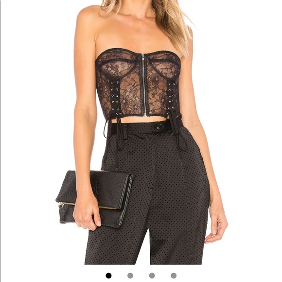 h:ours Tops - Black lace bustier crop top